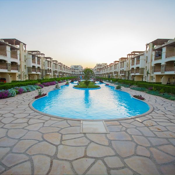 بلو بلو العين السخنة